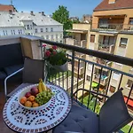 Tuscany Garden-Free Parking-Balcony-Ac- Elevator